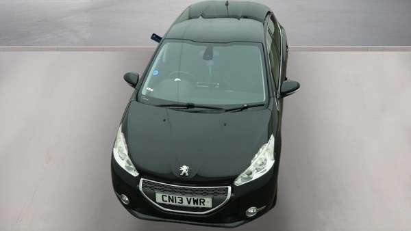 A 2013 PEUGEOT 208 ALLURE A 2013 PEUGEOT 208 ALLURE