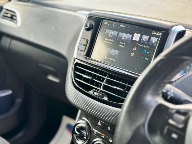 2015 PEUGEOT 2008 2015 PEUGEOT 2008