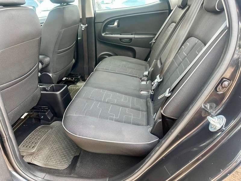 2015 KIA VENGA 2015 KIA VENGA