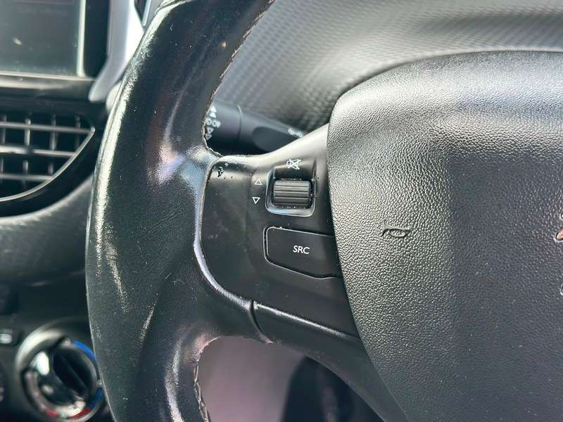 2016 PEUGEOT 208 2016 PEUGEOT 208