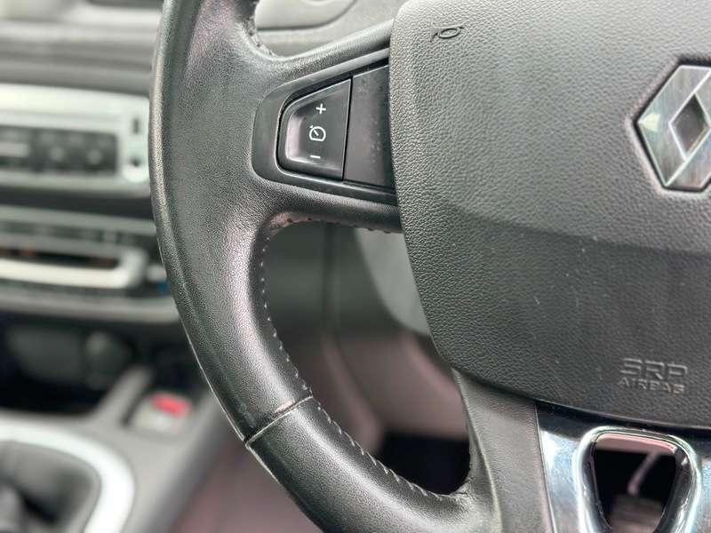 2015 RENAULT SCENIC 2015 RENAULT SCENIC