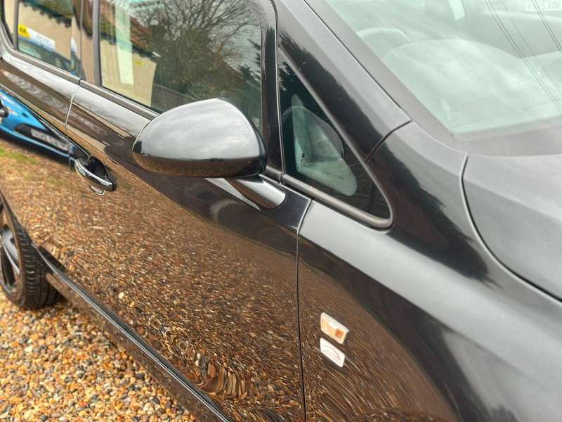 A 2015 VAUXHALL CORSA LIMITED EDITION S/S A 2015 VAUXHALL CORSA LIMITED EDITION S/S