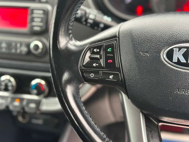 2014 KIA RIO 2014 KIA RIO