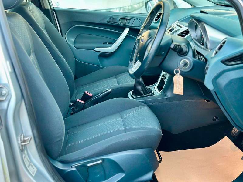 2010 FORD FIESTA 2010 FORD FIESTA