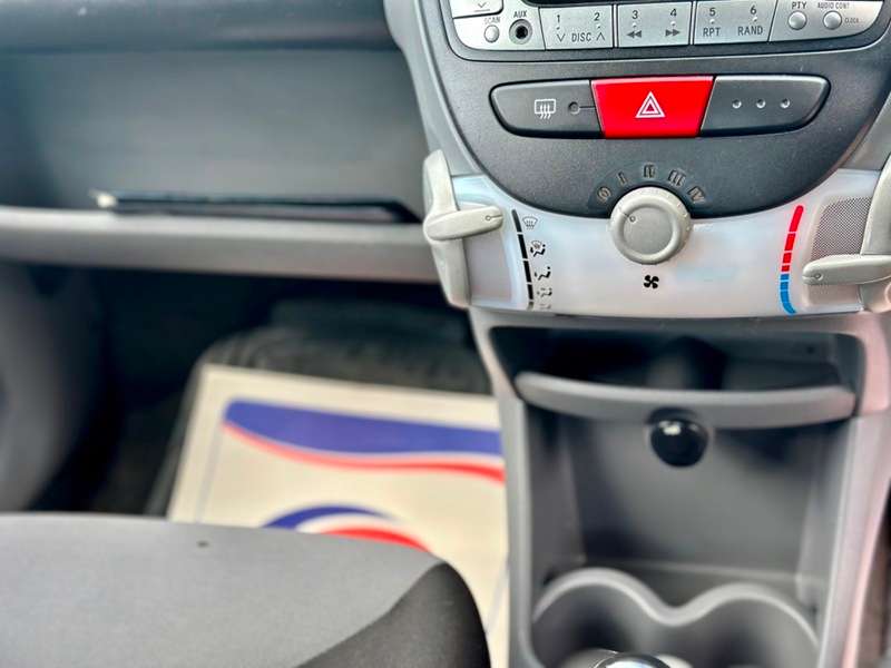 2007 PEUGEOT 107 2007 PEUGEOT 107