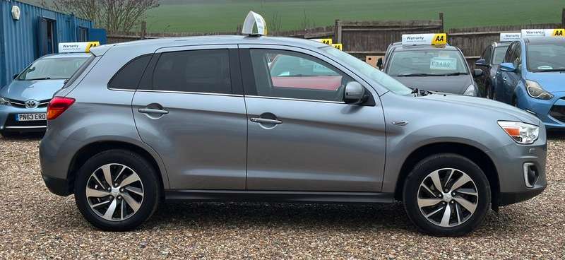 2015 MITSUBISHI ASX 2015 MITSUBISHI ASX