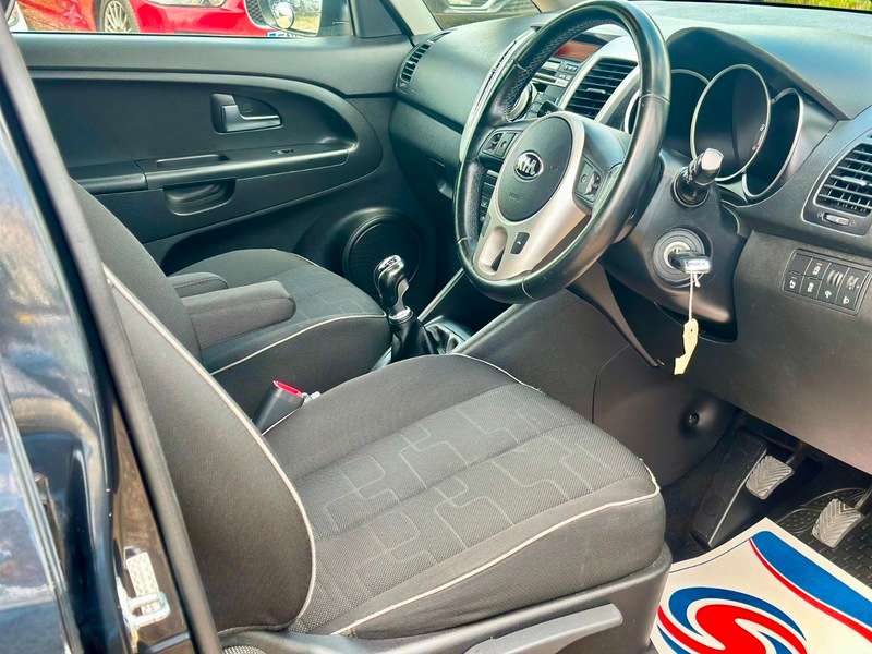 2015 KIA VENGA 2015 KIA VENGA