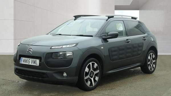 A 2015 CITROEN C4 CACTUS BLUEHDI FLAIR A 2015 CITROEN C4 CACTUS BLUEHDI FLAIR