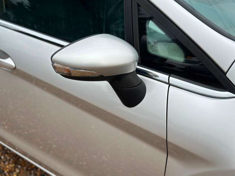 2010 FORD FIESTA 2010 FORD FIESTA