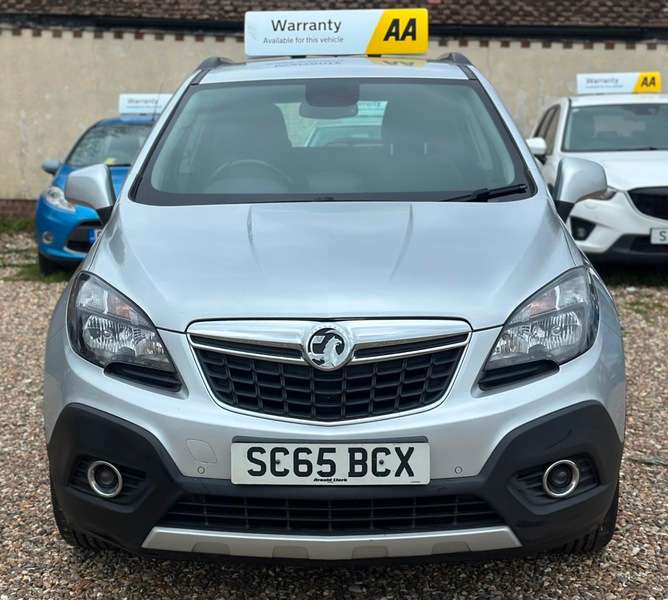 A 2015 VAUXHALL MOKKA TECH LINE S/S A 2015 VAUXHALL MOKKA TECH LINE S/S