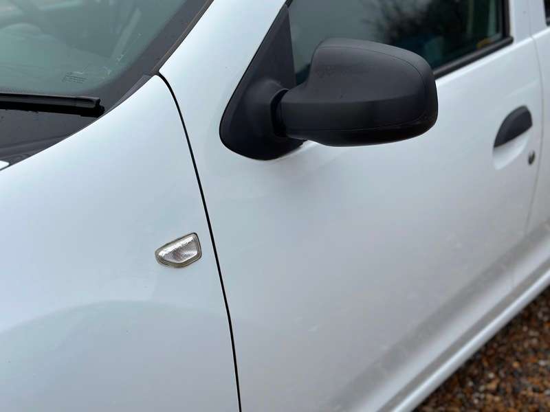 2015 DACIA SANDERO 2015 DACIA SANDERO