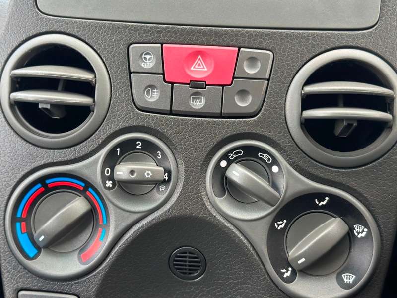 2012 FIAT PANDA 2012 FIAT PANDA