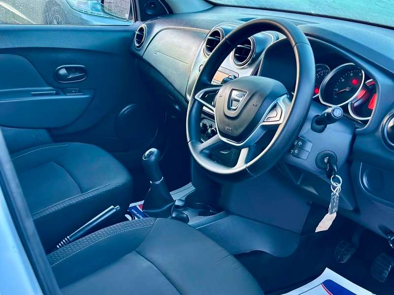 2017 DACIA SANDERO 2017 DACIA SANDERO