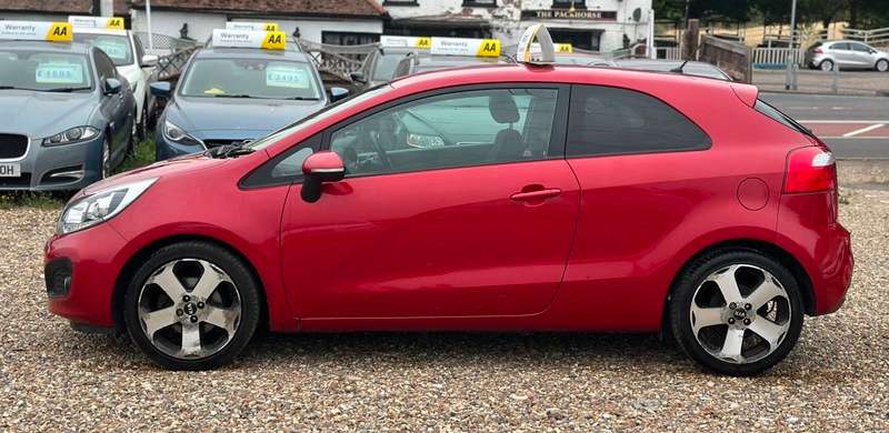 2014 KIA RIO 2014 KIA RIO