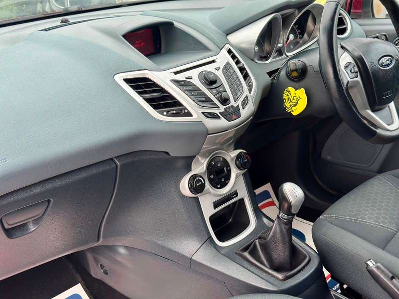2010 FORD FIESTA 2010 FORD FIESTA