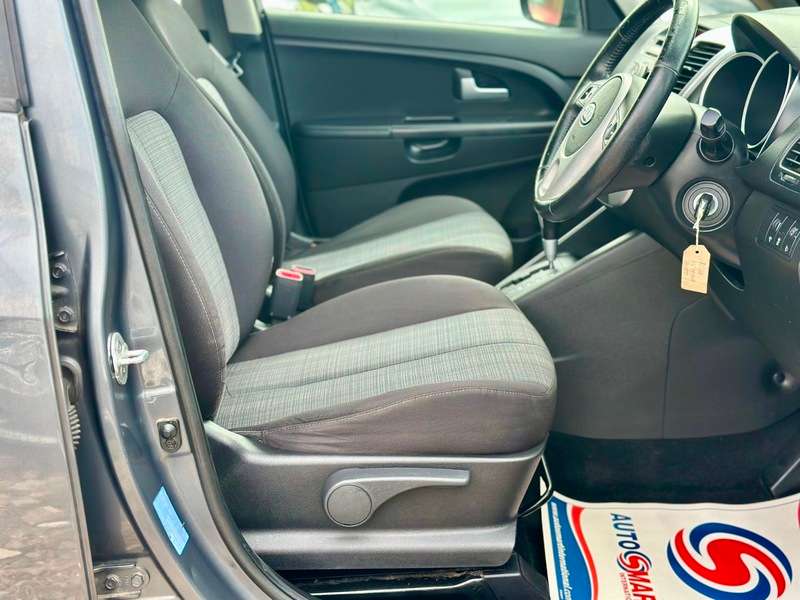2010 KIA VENGA 2010 KIA VENGA