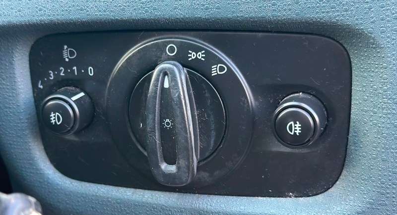 2010 FORD FIESTA 2010 FORD FIESTA