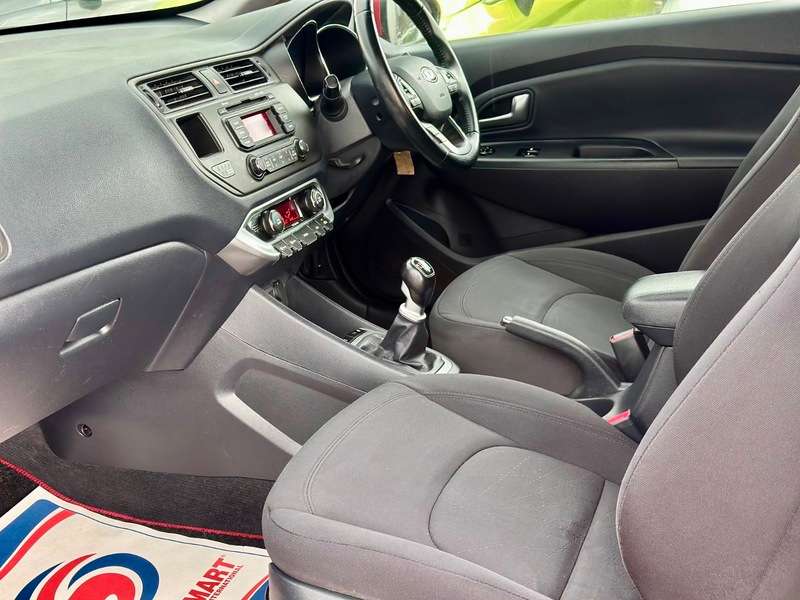 2014 KIA RIO 2014 KIA RIO