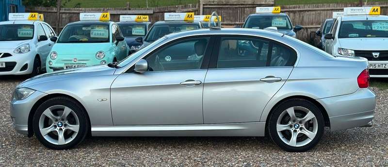 2011 BMW 3 SERIES 2011 BMW 3 SERIES