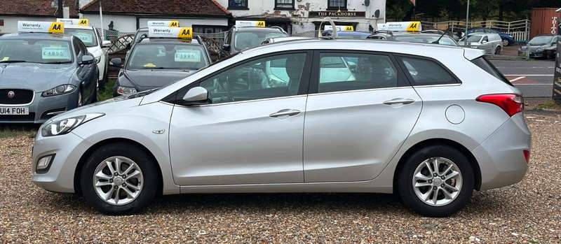 2015 HYUNDAI I30 2015 HYUNDAI I30