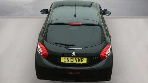 2013 PEUGEOT 208 2013 PEUGEOT 208
