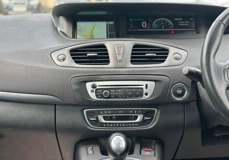 2015 RENAULT SCENIC 2015 RENAULT SCENIC
