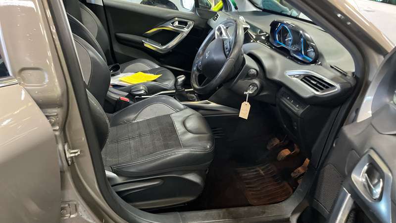 2014 PEUGEOT 2008 2014 PEUGEOT 2008