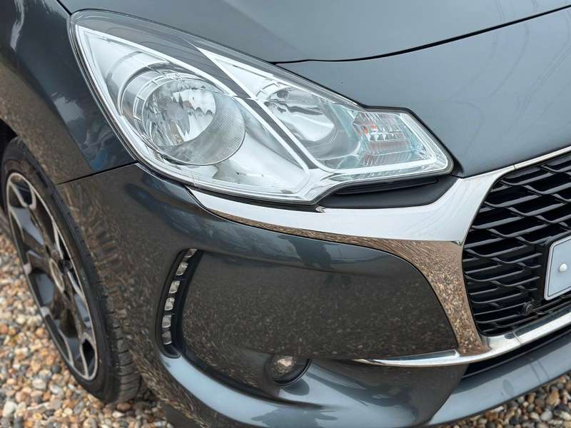 A 2016 DS DS 3 BLUEHDI ELEGANCE S/S A 2016 DS DS 3 BLUEHDI ELEGANCE S/S