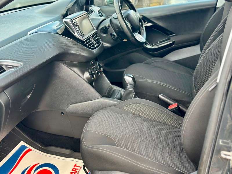 2016 PEUGEOT 208 2016 PEUGEOT 208