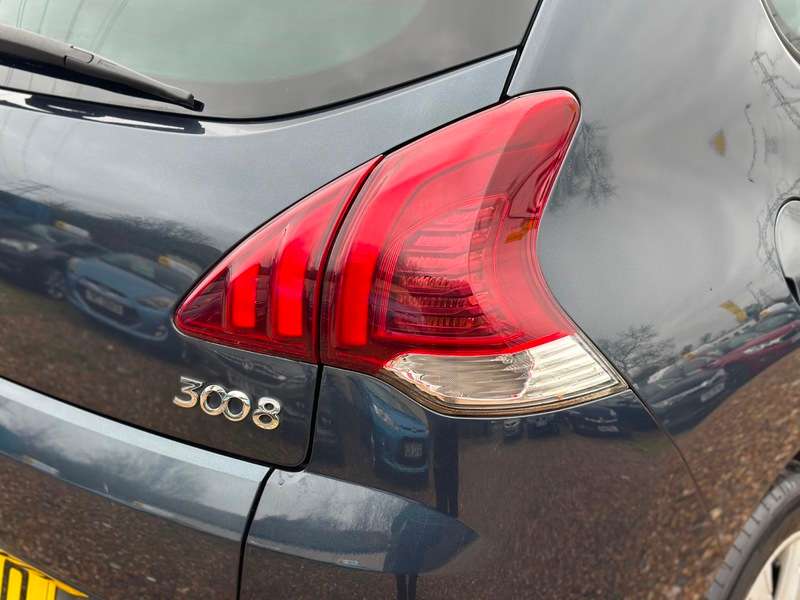 2015 PEUGEOT 3008 2015 PEUGEOT 3008
