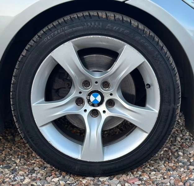 2011 BMW 3 SERIES 2011 BMW 3 SERIES