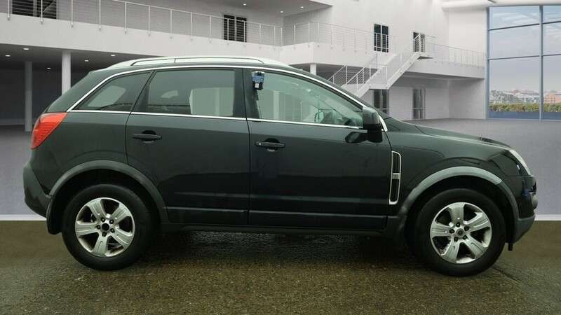 A 2014 VAUXHALL ANTARA DIAMOND CDTI S/S A 2014 VAUXHALL ANTARA DIAMOND CDTI S/S