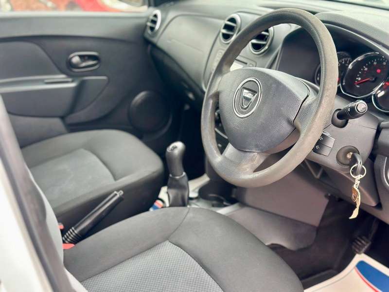 2015 DACIA SANDERO 2015 DACIA SANDERO