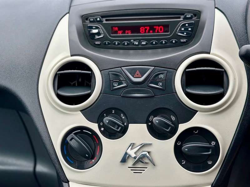 2012 FORD KA 2012 FORD KA