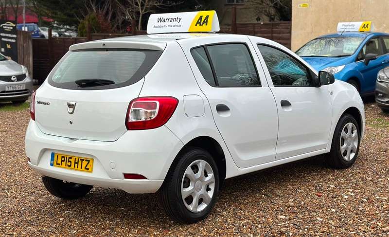 2015 DACIA SANDERO 2015 DACIA SANDERO