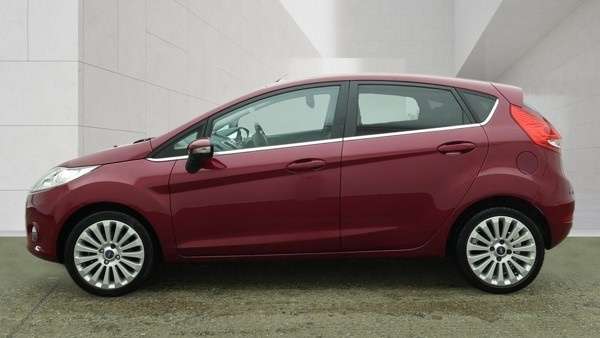 2010 FORD FIESTA 2010 FORD FIESTA