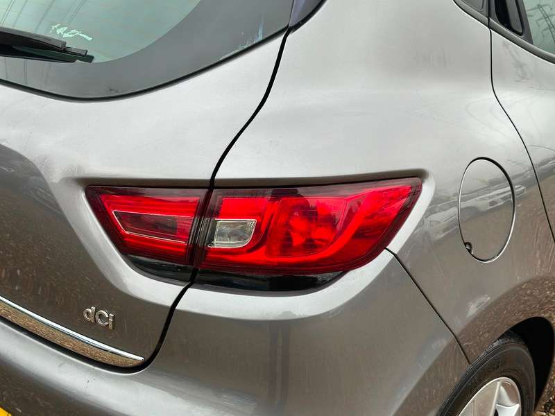 2015 RENAULT CLIO 2015 RENAULT CLIO