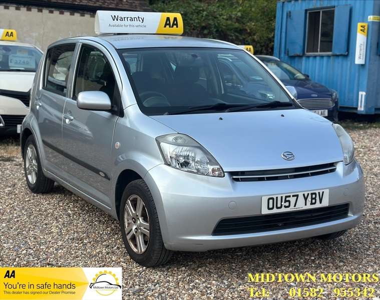A 2007 DAIHATSU SIRION CENTENARY A 2007 DAIHATSU SIRION CENTENARY