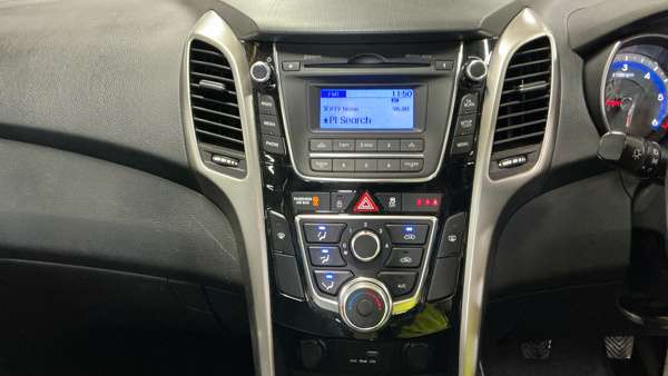 2015 HYUNDAI I30 2015 HYUNDAI I30
