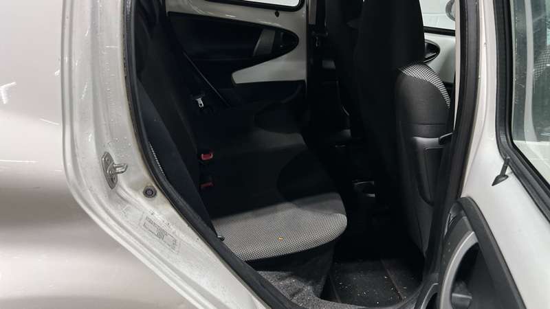 2013 TOYOTA AYGO 2013 TOYOTA AYGO