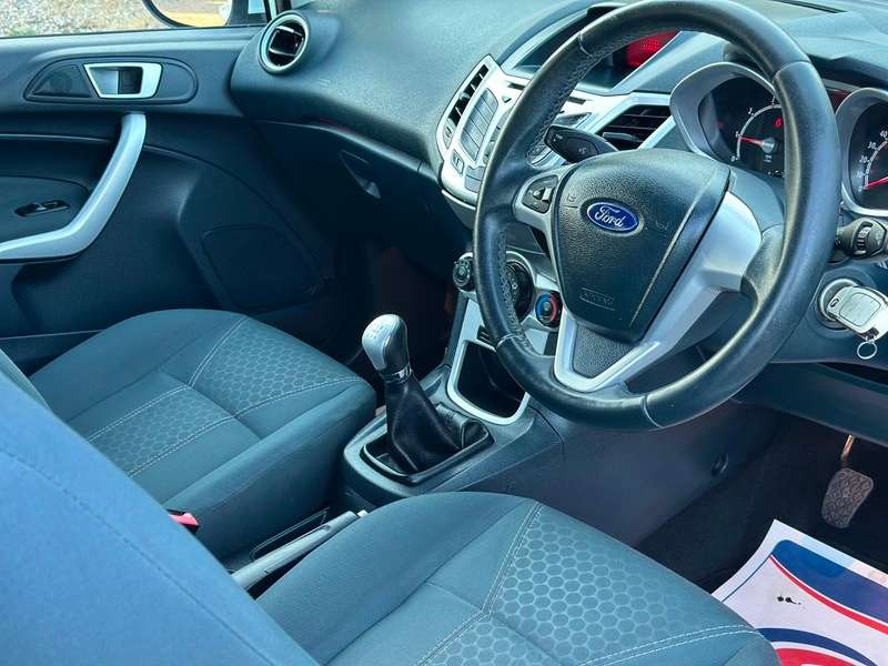 2012 FORD FIESTA 2012 FORD FIESTA