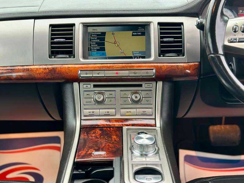 2010 JAGUAR XF 2010 JAGUAR XF