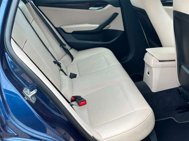 2013 BMW X1 2013 BMW X1