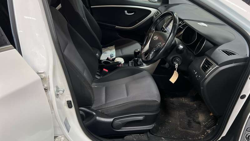 2013 HYUNDAI I30 2013 HYUNDAI I30