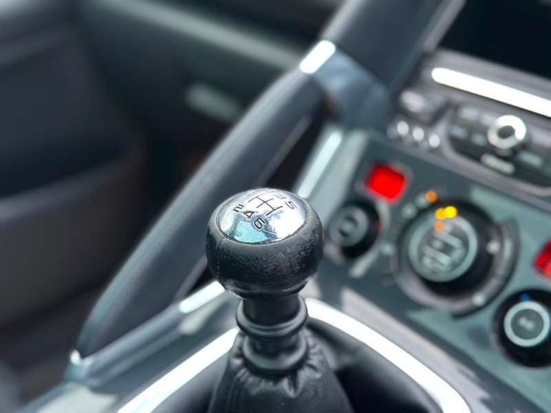 2014 PEUGEOT 3008 2014 PEUGEOT 3008