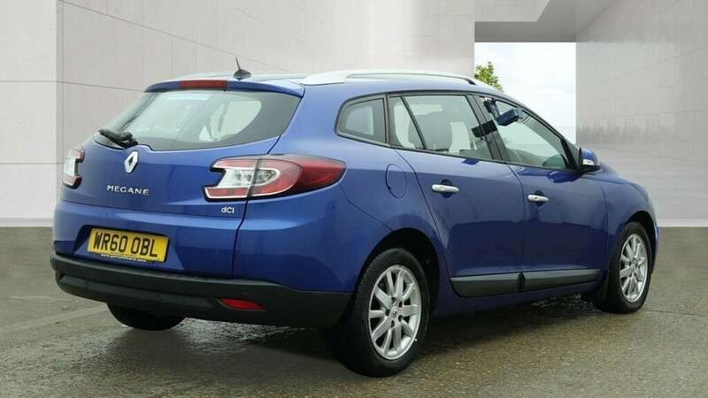 2010 RENAULT MEGANE 2010 RENAULT MEGANE