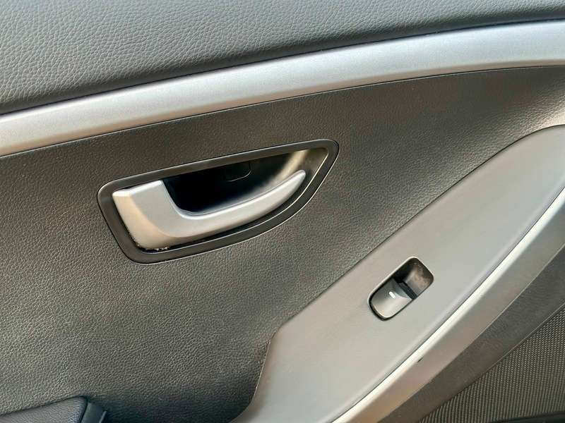 2015 HYUNDAI I30 2015 HYUNDAI I30