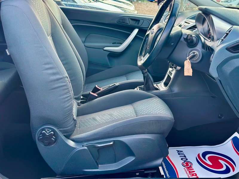 2010 FORD FIESTA 2010 FORD FIESTA