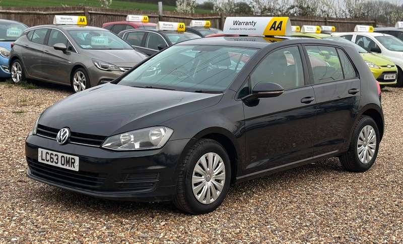 A 2014 VOLKSWAGEN GOLF S TDI BLUEMOTION TECHNOLOGY A 2014 VOLKSWAGEN GOLF S TDI BLUEMOTION TECHNOLOGY