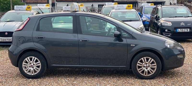 2014 FIAT PUNTO 2014 FIAT PUNTO